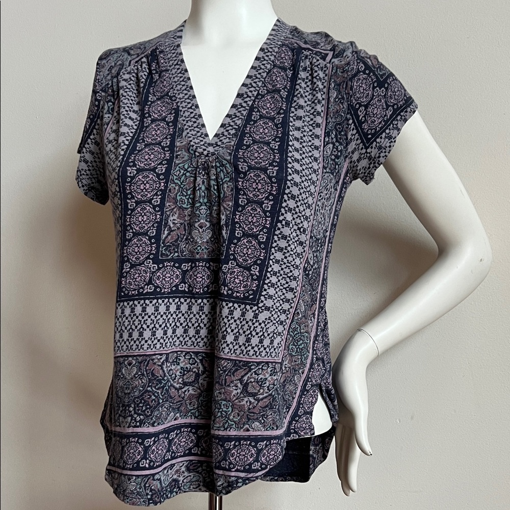 Lucky Brand Blue and White Patterned Blouse